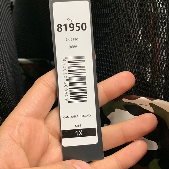 Unique set - Picture 3 of 3